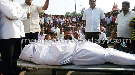 protest at kinnigoli